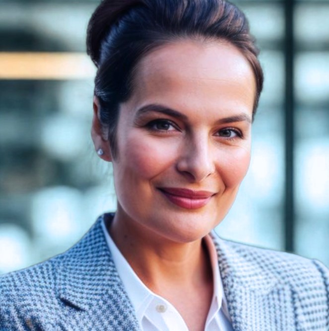 photo portrait maurine junod HD